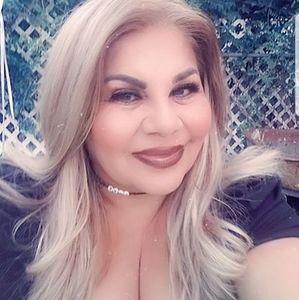 Meet your Posher, Aracelia